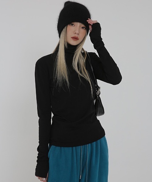 BLACKUP（ブラックアップ）の「[MADE] リファイン起毛ウォーマータートルネックTシャツ（Tシャツ/カットソー・レディース・ブラック/カーキ/アイボリー/チャコール・ONESIZE）」の3枚目の写真