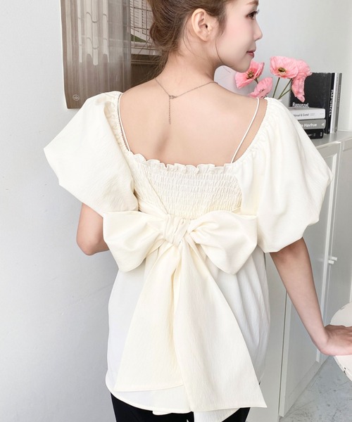 【完売品】TWILL ラウンドペプラムボリュームブラウス 2026年最新】TWILL ラウンドペプラムの人気アイテム - メルカリ