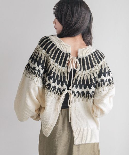 LOWRYS FARM（ローリーズファーム）の「ノルディック２ＷＡＹカーディガン　250030（カーディガン/ボレロ・レディース・ブラック/ブラウン/ブルー・FREE）」の20枚目の写真