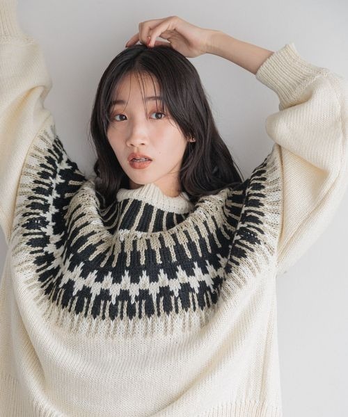 LOWRYS FARM（ローリーズファーム）の「ノルディック２ＷＡＹカーディガン　250030（カーディガン/ボレロ・レディース・ブラック/ブラウン/ブルー・FREE）」の4枚目の写真