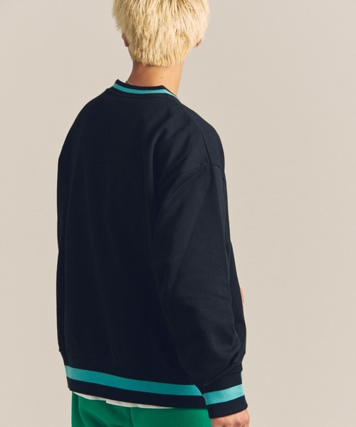 GALLIS ADDICTION（ガリスアディクション）の「GARISU-チル友Vネックトレーナー（スウェット・メンズ・ブラック/グレー・L/M）」の7枚目の写真