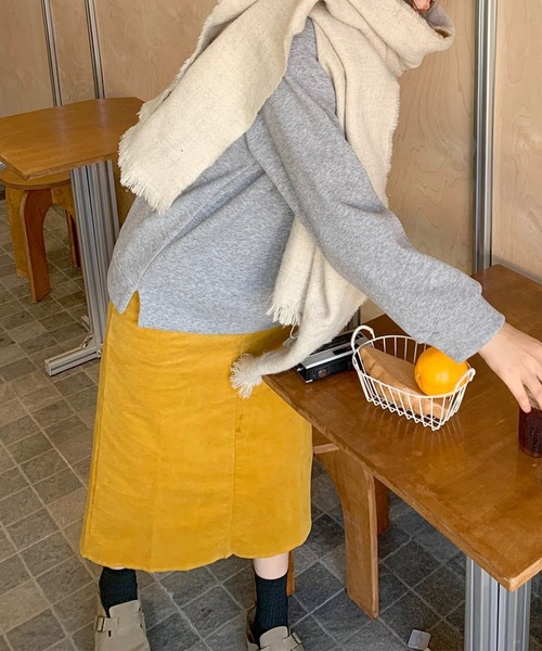 aimoha（アイモハ）の「カジュアルポロカラー付きスウェット（スウェット・レディース・グレー/オフホワイト/チョコ・FREE）」の6枚目の写真
