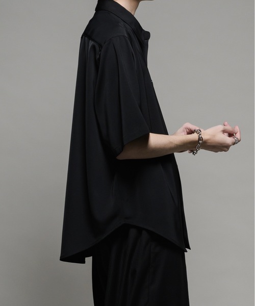 CASPER JOHN(キャスパージョン)の「Various loose shirts -cool touch fabric- /バリアスルーズシャツ -クールタッチファブリック-(シャツ/ブラウス・メンズ・グレー/チャコールグレー/ブルー/ブラック系その他/ブラック/サックスブルー/パープル/ホワイト/グリーン/ブラック×ホワイト/ライトグレー・X-SMALL/SMALL/MEDIUM/LARGE)」の15枚目の写真
