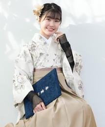 SOUBIEN(ソウビエン)のfloroハイジュニア袴4点セット(着物・襦袢・下帯・袴)(着物)