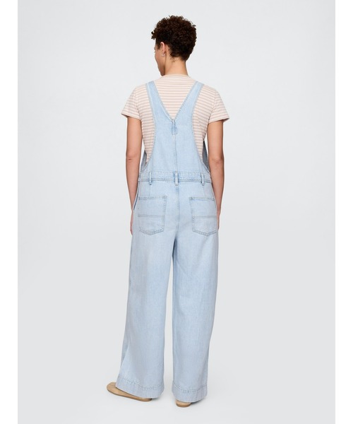 GAP(ギャップ)の「ウルトラソフト デニム バギーオーバーオール(サロペット/オーバーオール・レディース・ライトインディゴブルー・S/M/XXS/L/XS)」の4枚目の写真