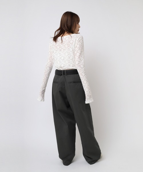 RNA（アールエヌエー）の「M2406 フラワージャガードシアーロンＴ（Tシャツ/カットソー・レディース・ホワイト/ブラック/ライトイエロー・MEDIUM）」の10枚目の写真