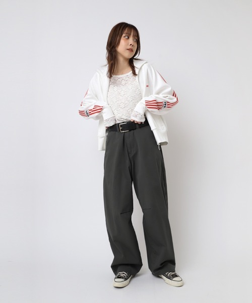 RNA（アールエヌエー）の「M2406 フラワージャガードシアーロンＴ（Tシャツ/カットソー・レディース・ホワイト/ブラック/ライトイエロー・MEDIUM）」の9枚目の写真