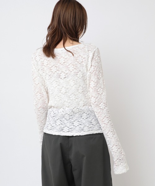 RNA（アールエヌエー）の「M2406 フラワージャガードシアーロンＴ（Tシャツ/カットソー・レディース・ホワイト/ブラック/ライトイエロー・MEDIUM）」の5枚目の写真