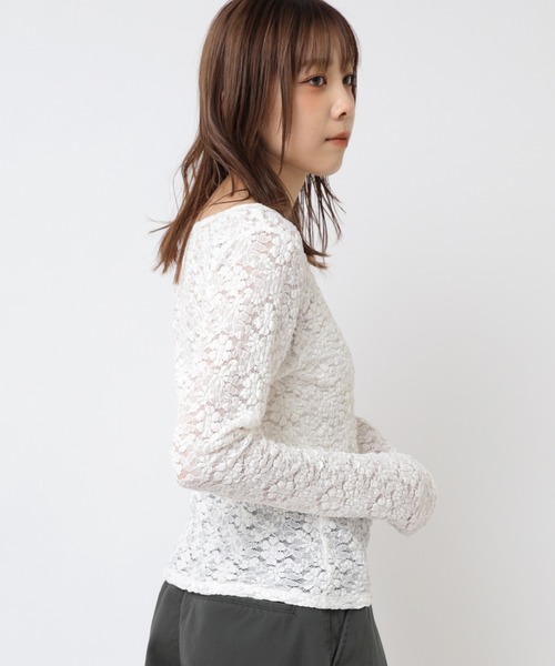 RNA（アールエヌエー）の「M2406 フラワージャガードシアーロンＴ（Tシャツ/カットソー・レディース・ホワイト/ブラック/ライトイエロー・MEDIUM）」の4枚目の写真