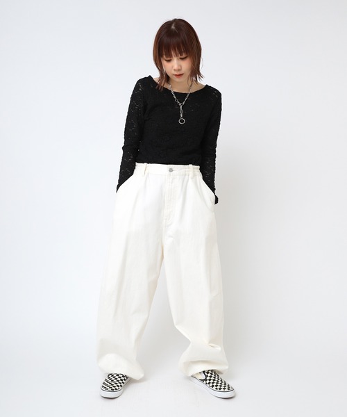 RNA（アールエヌエー）の「M2406 フラワージャガードシアーロンＴ（Tシャツ/カットソー・レディース・ホワイト/ブラック/ライトイエロー・MEDIUM）」の21枚目の写真