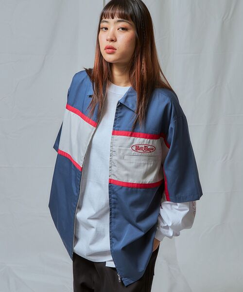 BEN DAVIS（ベンデイビス）の「【BEN DAVIS（ベンデイビス）】PANELLED ZIP FRONT WORK SHIRT / シャツ 半袖 ワンポイント ジップ 刺繍（シャツ/ブラウス・メンズ・ブラウン/ネイビー・MEDIUM/LARGE/X-LARGE）」の4枚目の写真