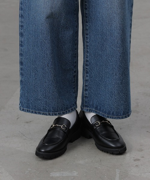 COLONY 2139（コロニートゥーワンスリーナイン）の「クラシックローファー（ローファー・レディース・ブラック・MEDIUM/LARGE）」の3枚目の写真