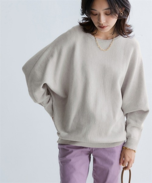 nissen（ニッセン）の「洗えるボートネックドルマンニット【毛玉になりにくいふんわりもちもち素材】（ニット/セーター・レディース・ブルー/ピンク/ブラック/ライトグレー/オフホワイト・LL/L/M/S/3L）」の3枚目の写真