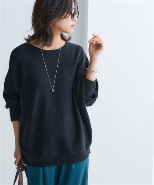 nissen（ニッセン）の「洗えるボートネックドルマンニット【毛玉になりにくいふんわりもちもち素材】（ニット/セーター・レディース・ブルー/ピンク/ブラック/ライトグレー/オフホワイト・LL/L/M/S/3L）」の2枚目の写真