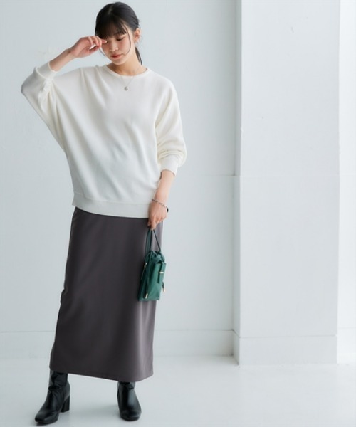 nissen（ニッセン）の「洗えるボートネックドルマンニット【毛玉になりにくいふんわりもちもち素材】（ニット/セーター・レディース・ブルー/ピンク/ブラック/ライトグレー/オフホワイト・LL/L/M/S/3L）」の6枚目の写真