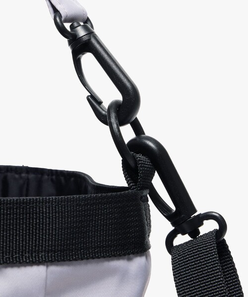 AIGLE（エーグル）の「撥水 ネイバーフッド ショルダーバッグ（ショルダーバッグ・レディース・ブラック/ダークグリーン/ライトパープル・FREE）」の17枚目の写真