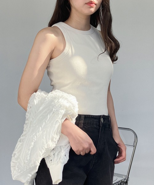 AS KNOW AS plus（アズノゥアズプラス）の「●カップ付きアメスリタンクトップ（タンクトップ・レディース・チャコールグレー/ブラック/オリーブ/キナリ・FREE）」の6枚目の写真