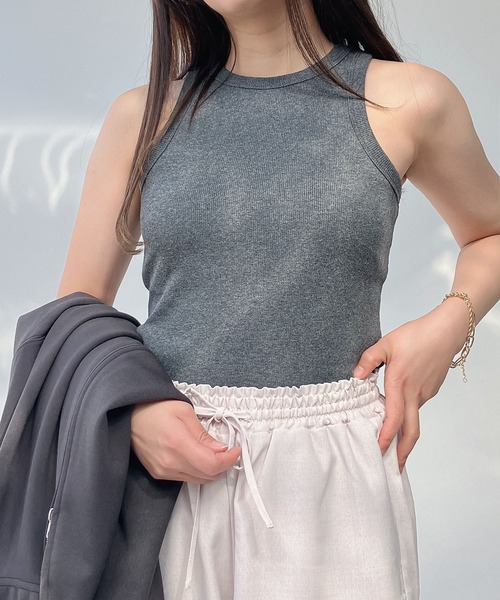 AS KNOW AS plus（アズノゥアズプラス）の「●カップ付きアメスリタンクトップ（タンクトップ・レディース・チャコールグレー/ブラック/オリーブ/キナリ・FREE）」の14枚目の写真