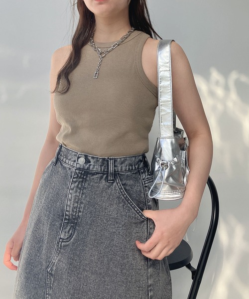 AS KNOW AS plus（アズノゥアズプラス）の「●カップ付きアメスリタンクトップ（タンクトップ・レディース・チャコールグレー/ブラック/オリーブ/キナリ・FREE）」の15枚目の写真