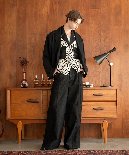 Forte（フォルテ）（フォルテ）の「【Wrangler×Forte】West Side Modern Cargo Denim Pants/ウエストサイドモダンカーゴデニムパンツ（デニムパンツ・メンズ・ブラック/ブラウン・MEDIUM/LARGE）」の9枚目の写真