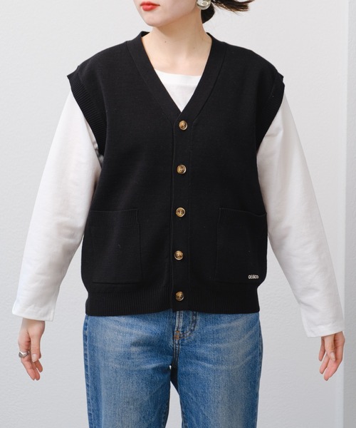 GEVACO(ゲバコ)の「【GEVACO】前開きベスト(ニット/セーター・レディース・ブラック/アイボリー/グレー・SMALL/LARGE/MEDIUM)」の7枚目の写真