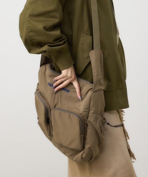 RODEO CROWNS WIDE BOWL（ロデオクラウンズワイドボウル）の「POCKETショルダーバッグ（ショルダーバッグ・レディース・ブラック/カーキ/レッド・FREE）」の21枚目の写真