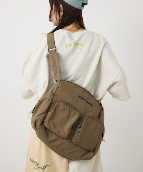 RODEO CROWNS WIDE BOWL（ロデオクラウンズワイドボウル）の「POCKETショルダーバッグ（ショルダーバッグ・レディース・ブラック/カーキ/レッド・FREE）」の11枚目の写真