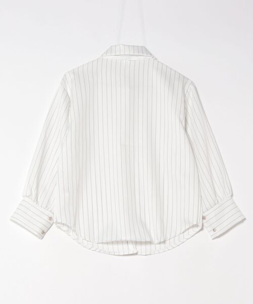 BLANC FICELLE(ブランフィセル)の「ピンストライプ シャツ(シャツ/ブラウス・レディース・ホワイト/ブルー・M/L/XL)」の3枚目の写真