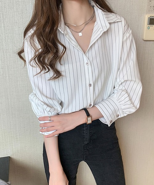 BLANC FICELLE(ブランフィセル)の「ピンストライプ シャツ(シャツ/ブラウス・レディース・ホワイト/ブルー・M/L/XL)」の9枚目の写真