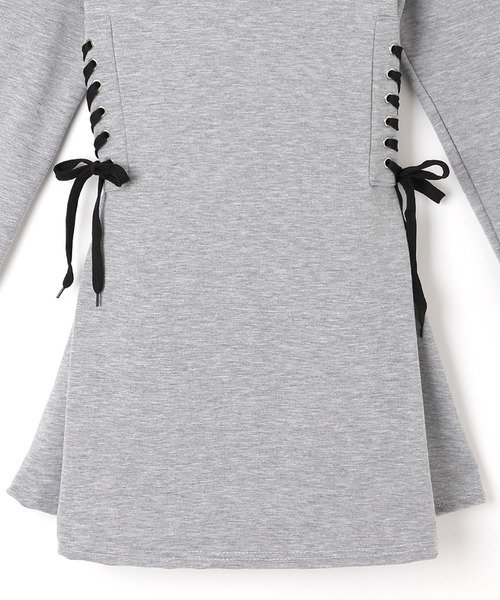 M DOLLY(エムドリー)の「side lace up hoodie dress/サイドレースアップフーディドレス(ワンピース・レディース・ブラック/グレー・FREE)」の15枚目の写真
