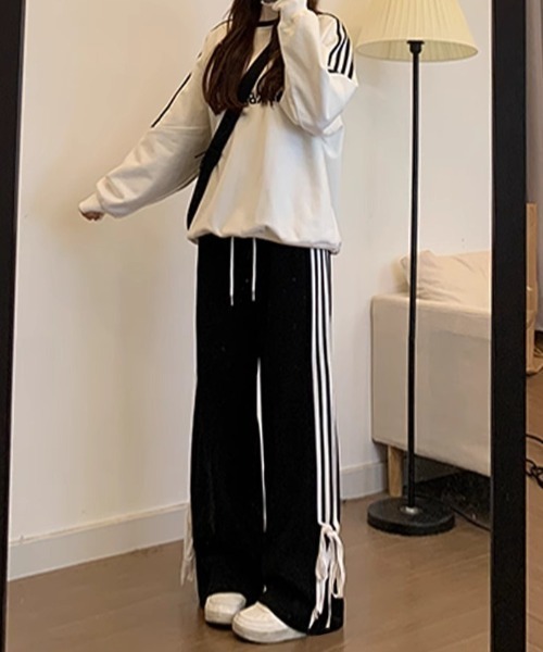 Per sist ence(パーシエンス)の「サイドラインリボンパンツ(スウェットパンツ・レディース・ブラック/ホワイト系・LARGE/MEDIUM)」の10枚目の写真