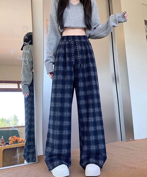 Girly Doll(ガーリードール)の「チェックワイドイージーパンツ(その他パンツ・レディース・ネイビー/ブラック・L/M)」の4枚目の写真