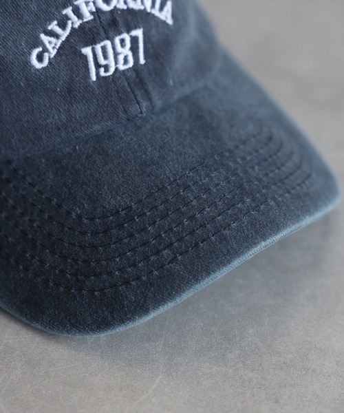 Bonjour Sagan（ボンジュールサガン）の「CALIFORNIA1987ロゴピグメントキャップ（キャップ・レディース・ネイビー/ライトブラック・FREE）」の3枚目の写真