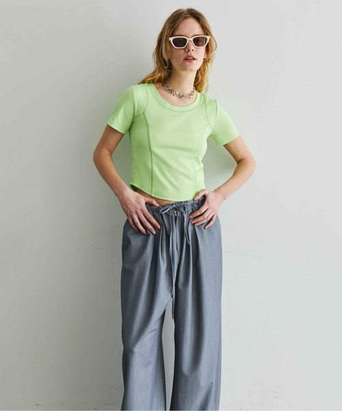 MAISON SPECIAL(メゾンスペシャル)の「Bicolor Stitch Compact T-shirt/バイカラーステッチコンパクトTシャツ(Tシャツ/カットソー・レディース・チャコールグレー/ホワイト/ライム/ピンク・FREE)」の8枚目の写真