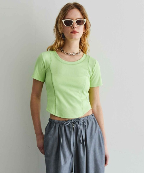 MAISON SPECIAL(メゾンスペシャル)の「Bicolor Stitch Compact T-shirt/バイカラーステッチコンパクトTシャツ(Tシャツ/カットソー・レディース・チャコールグレー/ホワイト/ライム/ピンク・FREE)」の9枚目の写真