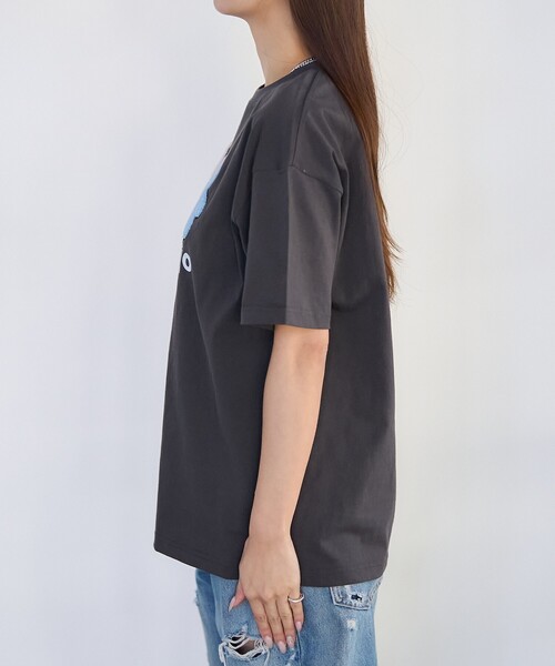 PUBLUX（パブリュクス）の「PUBLUX/パブリュクス mojojojo 相良刺繍 アートTシャツ　限定展開（Tシャツ/カットソー・レディース・グレー/オフホワイト・ﾌﾘ-）」の21枚目の写真