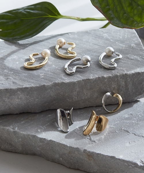 collex（コレックス）の「【dignif】ウェーブバイカラーリング（リング・レディース・その他・フリー）」の5枚目の写真