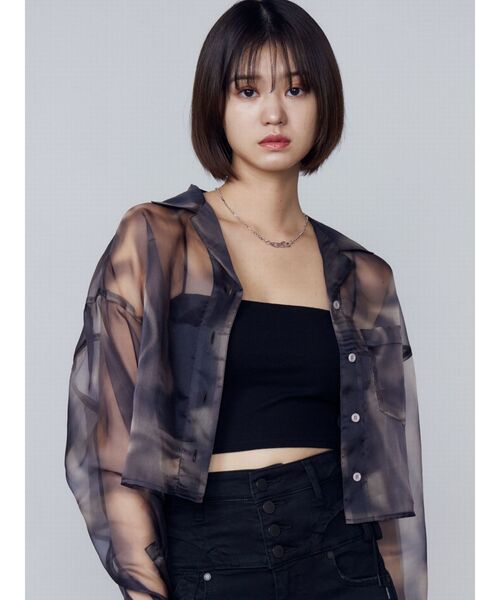 EMODA（エモダ）の「エアリーショートシャツ（シャツ/ブラウス・レディース・グレー/ベージュ/ブルー/ブラック・FREE）」の4枚目の写真