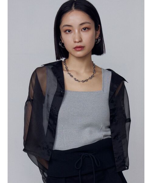 EMODA（エモダ）の「エアリーショートシャツ（シャツ/ブラウス・レディース・グレー/ベージュ/ブルー/ブラック・FREE）」の14枚目の写真