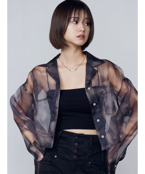 EMODA（エモダ）の「エアリーショートシャツ（シャツ/ブラウス・レディース・グレー/ベージュ/ブルー/ブラック・FREE）」の19枚目の写真