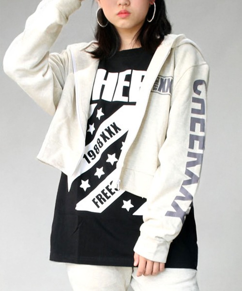 CHEER（チアー）の「袖プリントショート丈ジップアップパーカー（パーカー・レディース・ブラック/オートミール/グレー・S/M/L）」の13枚目の写真