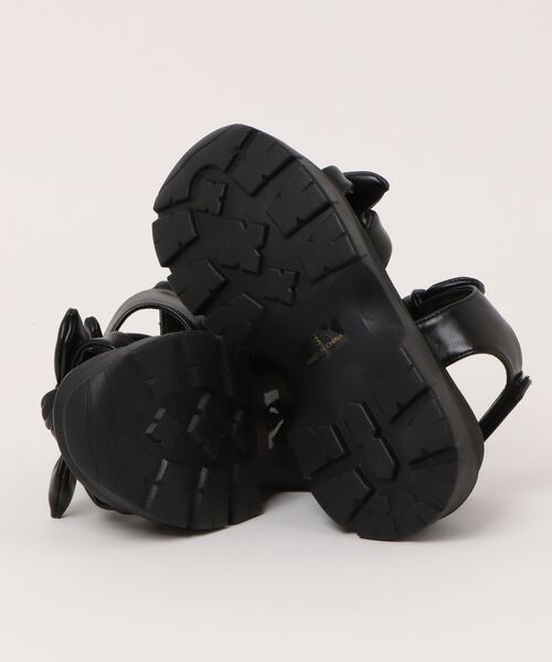 grandfleur（グランドフルール）の「【grandfleur】レディース　厚底カジュアルサンダル（サンダル・レディース・アイボリー/ブラック・LL/S/M/L）」の4枚目の写真