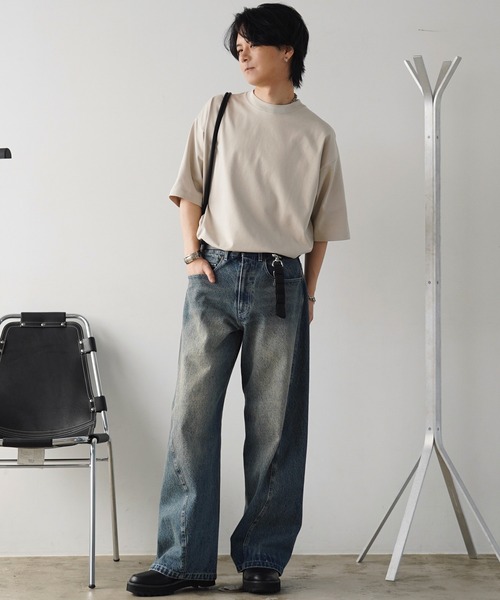 WYM LIDNM（ウィム バイ リドム）の「ROUND MINI SHOULDER BAG（ショルダーバッグ・メンズ・ブラック/ダークブラウン/ライトグレー・FREE）」の9枚目の写真