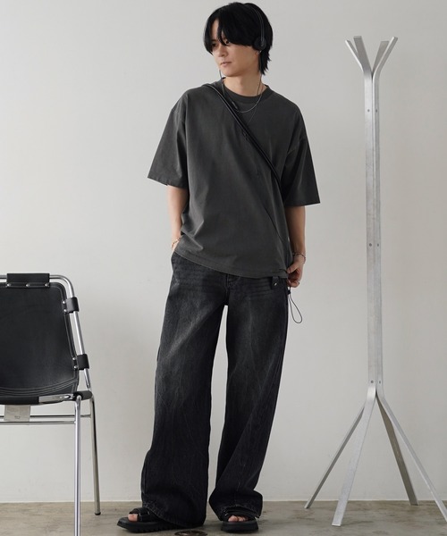 WYM LIDNM（ウィム バイ リドム）の「ROUND MINI SHOULDER BAG（ショルダーバッグ・メンズ・ブラック/ダークブラウン/ライトグレー・FREE）」の14枚目の写真