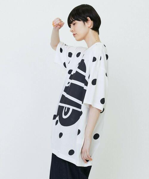 FRAPBOIS（フラボア）の「マークドットT（Tシャツ/カットソー・レディース・ブラック/ホワイト/エンジ・1）」の4枚目の写真