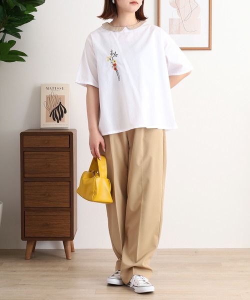 Emago(イマゴ)の「EMAGO 花刺繍ブラウス(シャツ/ブラウス・レディース・ホワイト/オリーブ/ブラック・FREE)」の8枚目の写真