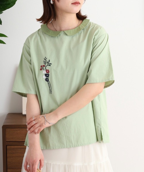 Emago(イマゴ)の「EMAGO 花刺繍ブラウス(シャツ/ブラウス・レディース・ホワイト/オリーブ/ブラック・FREE)」の7枚目の写真