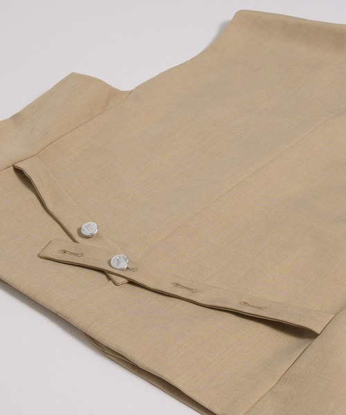 MUHET(ミュエータ)の「【set up可能】metal button sleeveless vest / メタルボタンノースリーブジレ(ベスト・レディース・ベージュ/ブラック・FREE)」の20枚目の写真
