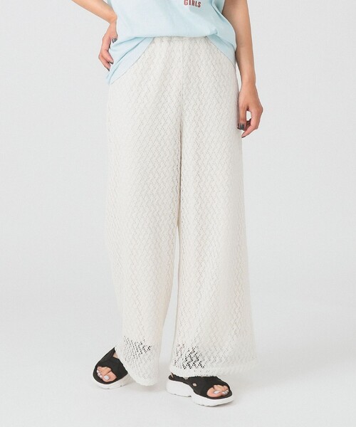 Ray BEAMS（レイビームス）の「箔プリント レース イージー パンツ（その他パンツ・レディース・オフホワイト/ブラック・ONE SIZE）」の5枚目の写真