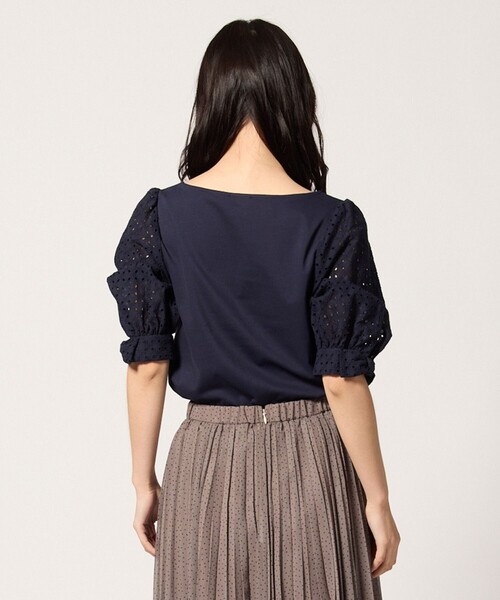 TOCCA(トッカ)の「CARAMEL WRAPPING トップス(Tシャツ/カットソー・レディース・アイボリー系/ブラック系/ネイビー系・SMALL/MEDIUM)」の9枚目の写真